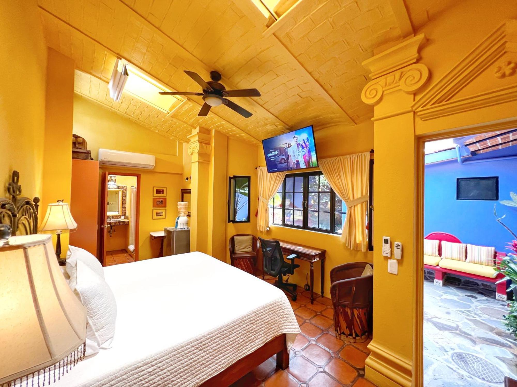 Estrellita's 4* Ajijic